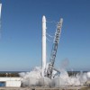 Falcon 9 gatavojas startam