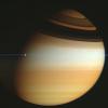 Cassini šķērso Saturna gredzenu plakni