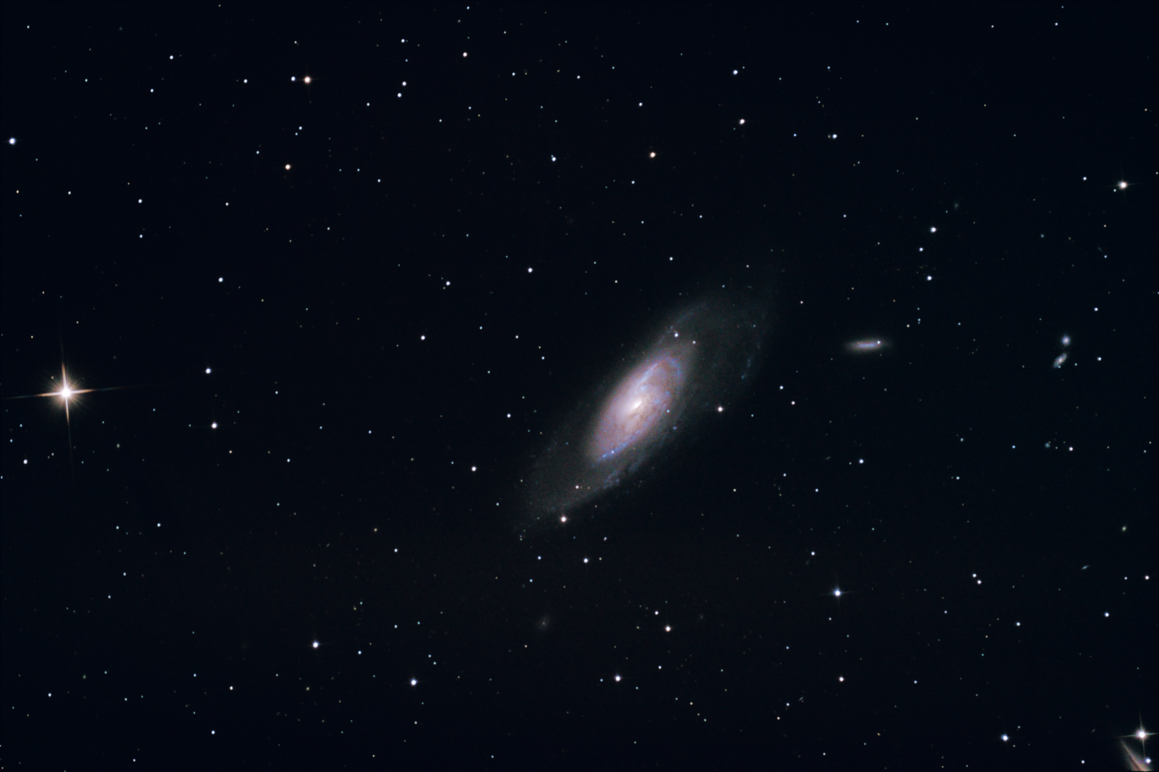 M106_20140419_89minE_1080.png