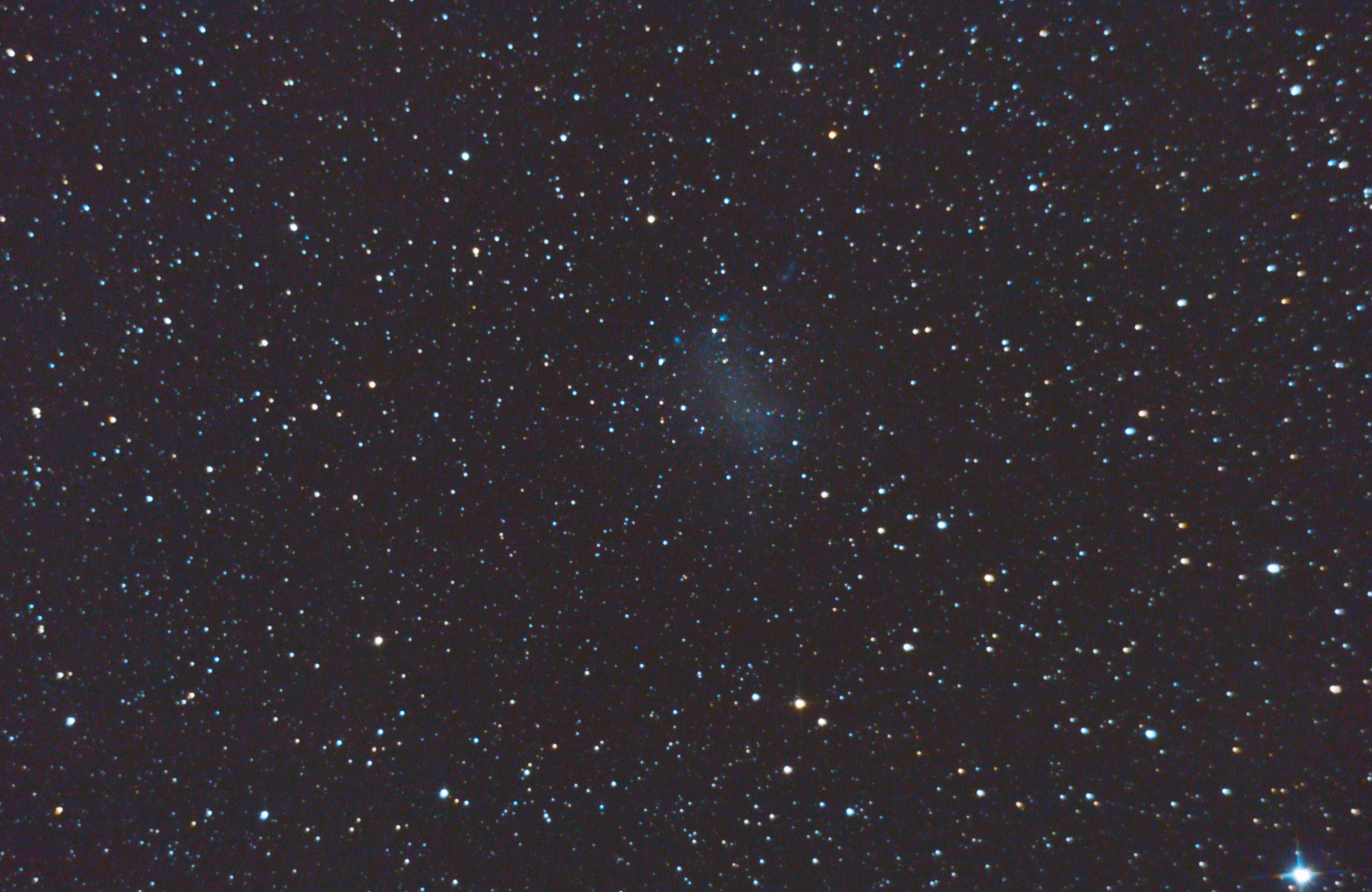 Barnard_galaxy_NGC_6822_23x5min.ISO800_16.17.08.2015_tet.jpg