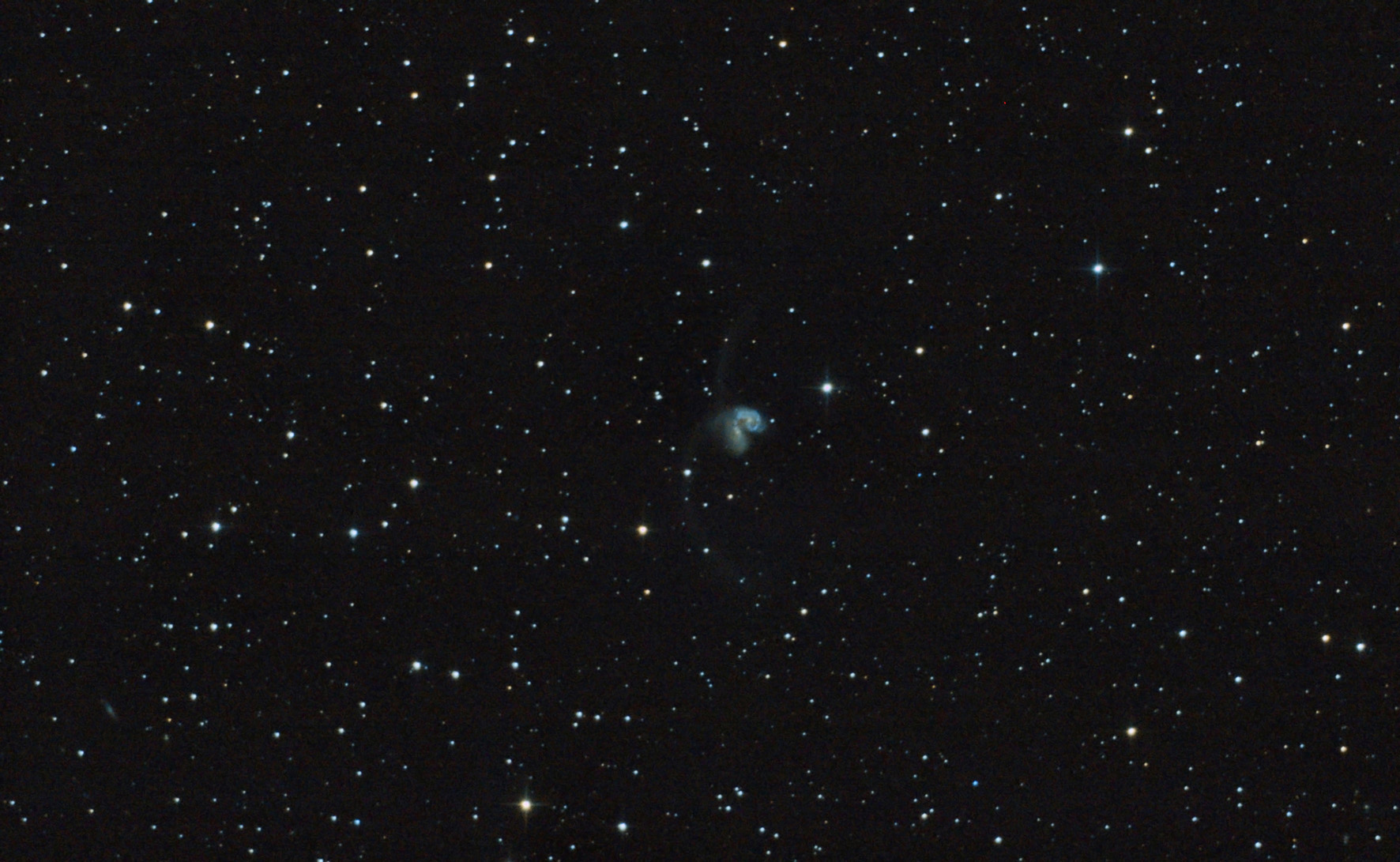 NGC_4038_NGC_4039_Antenu_gal_7x10min_ISO800_17.03.2018_tet.jpg