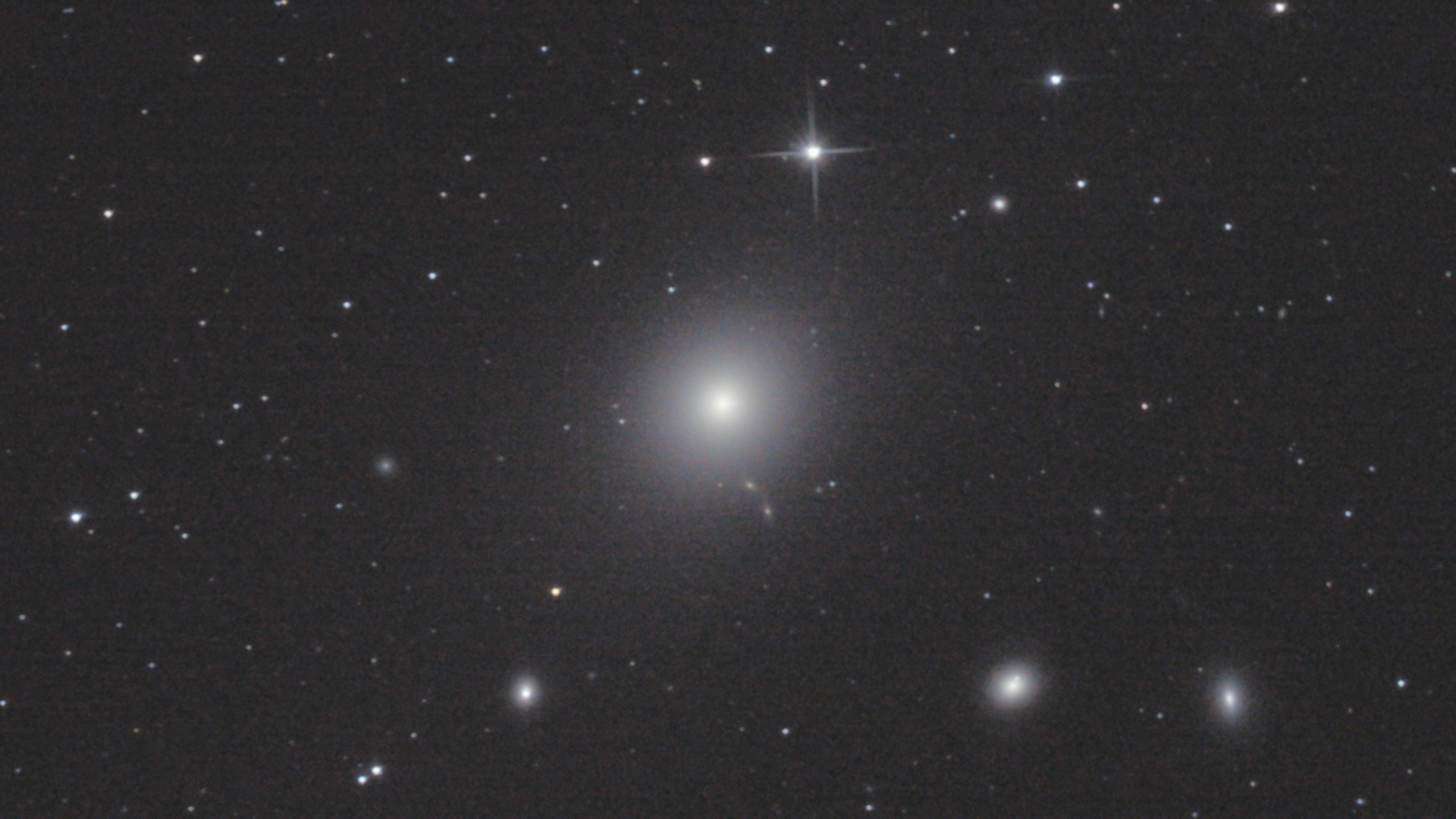 M87_35min_20110425_1080crop.png