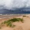 Kalngales pludmalē pirms negaisa