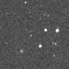 Asteroīds pārvietojas attiecībā pret zvaigznēm