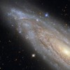 Galaktika NGC 325; autortiesības: ESA/Hubble & NASA, A. Riess et al.