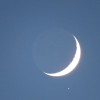 Mēness un Venēras konjunkcijai piebierojās Aldebarans
