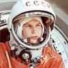 Valentīna Tereškova - pirmās misijas emblēmas valkātāja