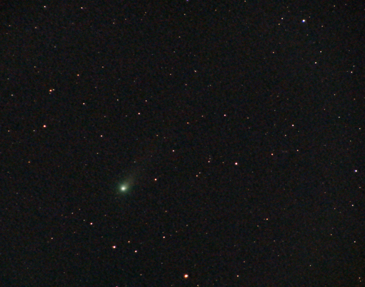 C2013_R1_LOVEJOY_DSS_Com&Stars_ISO800_19x45sek._z10_18.11.2013.jpg