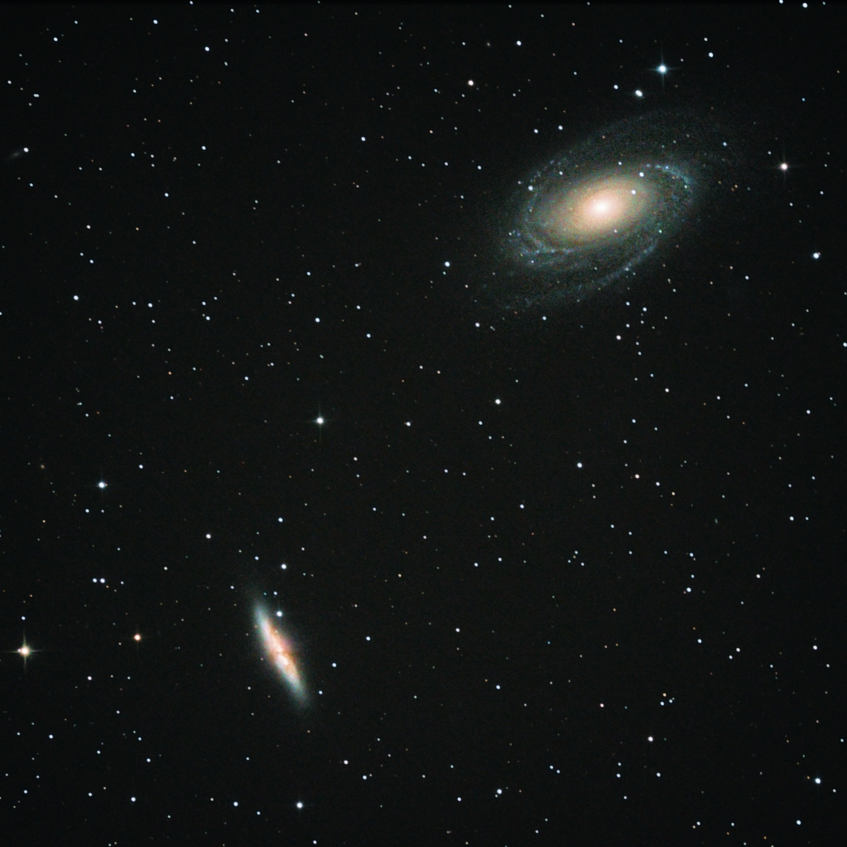 M81_82_crop_small.jpg