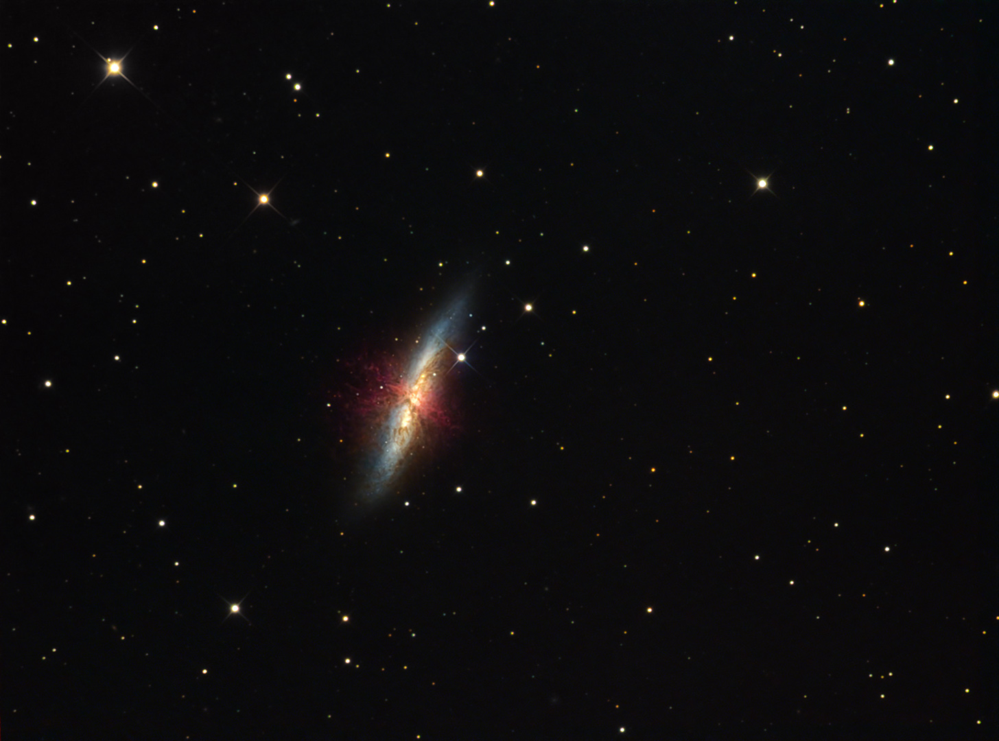 M82_WEB.jpg