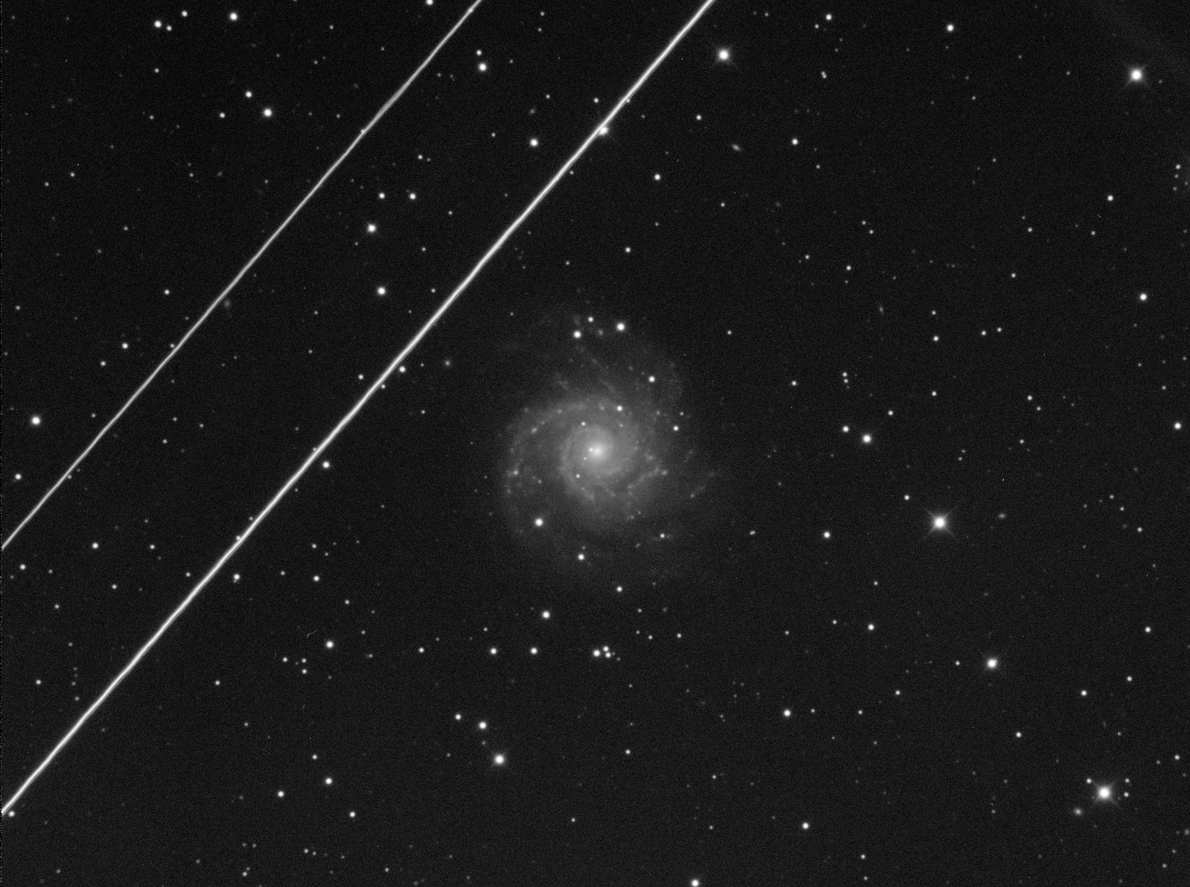 M74-002_lum_lidzene.jpg