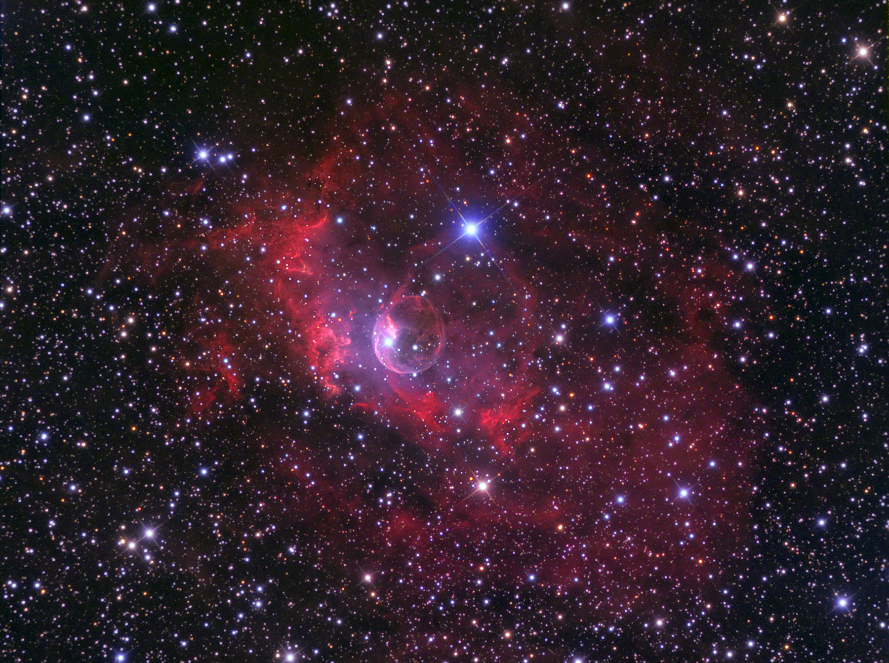 Burbuļa miglājs NGC 7635